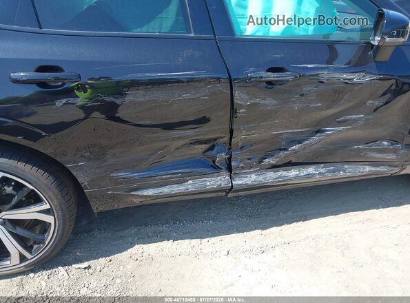 YV4062RX6P1300590 2023 VOLVO XC60 Black წინა ხედი
