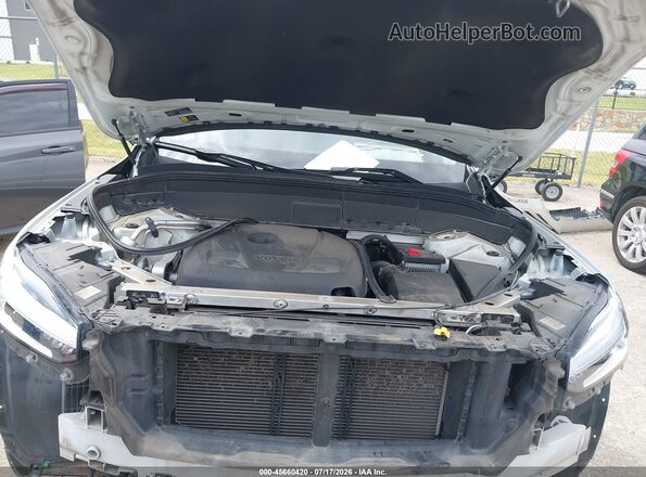 YV4102CK0L1559752 2020 VOLVO XC90 Белый Вид сзади