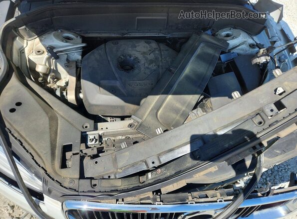 YV4102CK1K1418784 2019 VOLVO XC90 White Vista del compartimento del motor
