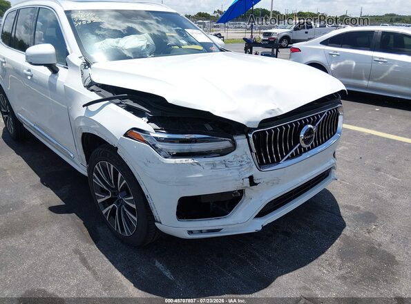YV4102CK1N1801032 2022 VOLVO XC90 White Vista frontal