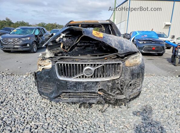 YV4102CK9N1825739 2022 VOLVO XC90 Black Front view