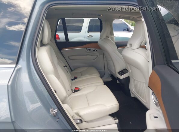 YV4102CK9N1828401 2022 VOLVO XC90 Light Blue Вид наклейки з VIN-кодом