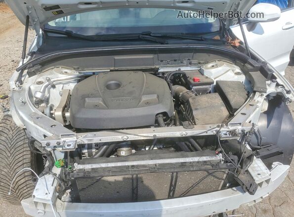 YV4102DKXM1733133 2021 VOLVO XC60 White Widok wnętrza z tyłu