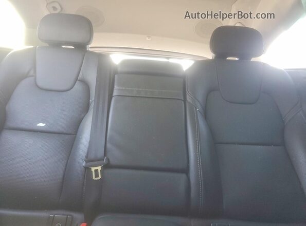 YV4102DL3M1710060 2021 VOLVO XC60 Silver უკანა სავარძლების ხედი