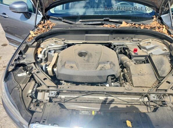 YV4102DL3M1813706 2021 VOLVO XC60 Серебряный Вид подкапотного пространства