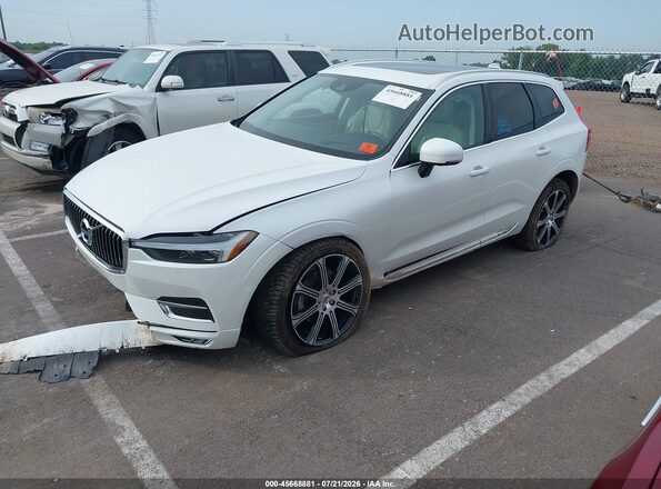 YV4102DL7M1810548 2021 VOLVO XC60 White წინა მარცხენა ხედი სამი მეოთხედიდან