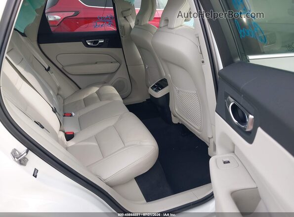 YV4102DL7M1810548 2021 VOLVO XC60 White უკანა სავარძლების ხედი