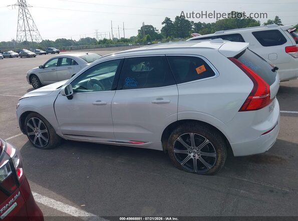 YV4102DL7M1810548 2021 VOLVO XC60 White უკანა სალონის ხედი