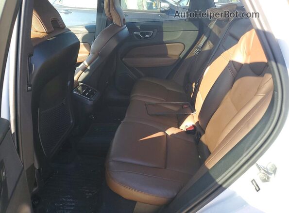 YV4102DL8L1429354 2020 VOLVO XC60 Белый Вид задних сидений