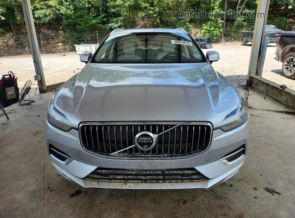 YV4102DL8M1814172 2021 VOLVO XC60 Silver წინა ხედი