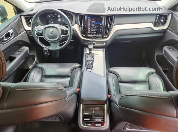 YV4102DLXM1681995 2021 VOLVO XC60 Gray Вид панелі приладів