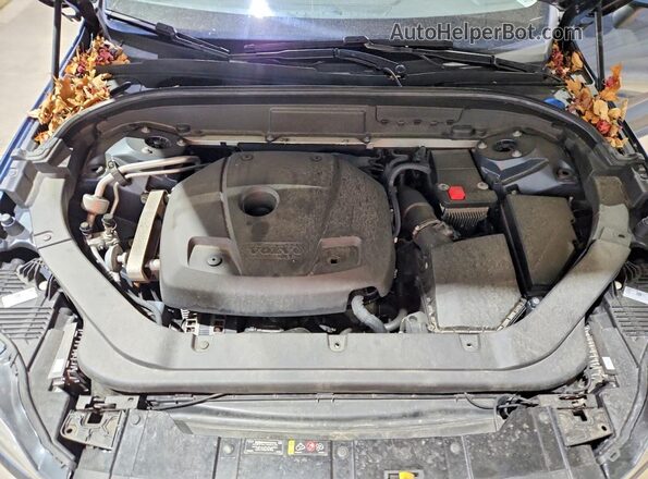 YV4102RK0J1065203 2018 VOLVO XC60 Blue Engine compartment view