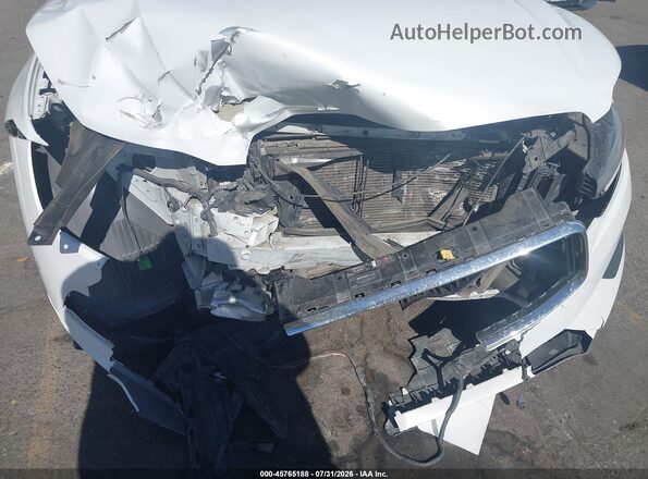 YV4102RK4J1042605 2018 VOLVO XC60 White Вид спереду