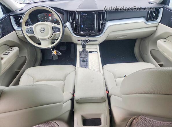 YV4102RK4J1064815 2018 VOLVO XC60 Угольный Вид панели приборов