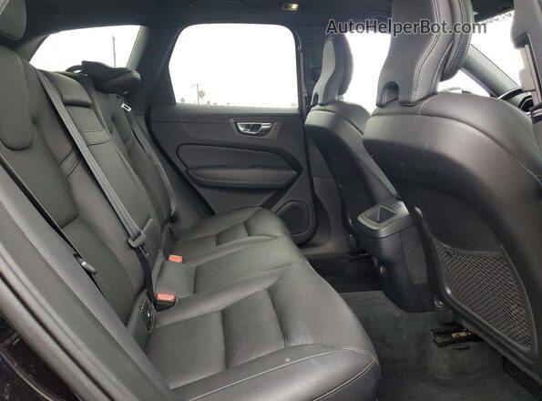 YV4102RK8L1561773 2020 VOLVO XC60 Черный Вид задней части салона