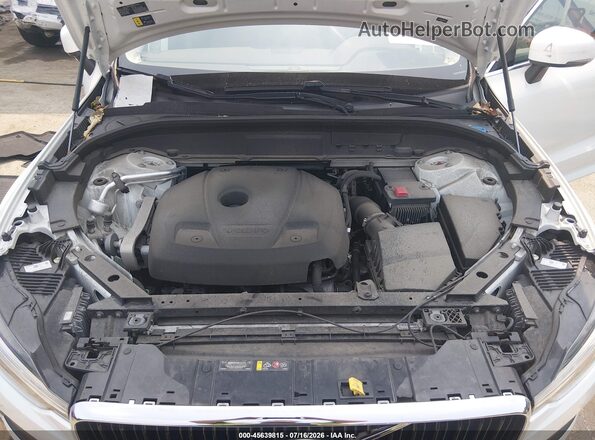 YV4102RK9M1842028 2021 VOLVO XC60 Белый Вид сзади