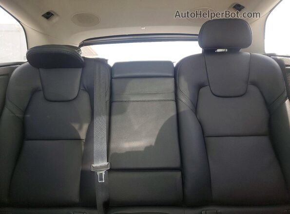YV4102RKXM1797990 2021 VOLVO XC60 Gray Vista de los asientos traseros