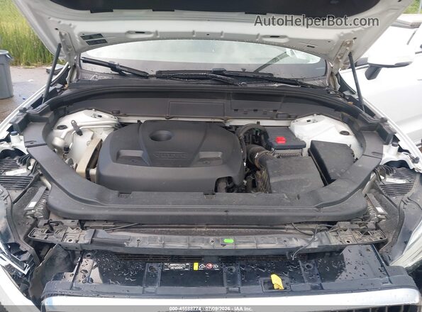 YV4102RL0J1004586 2018 VOLVO XC60 White Widok z tyłu