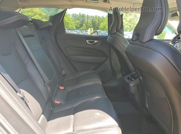 YV4102RL2M1850447 2021 VOLVO XC60 White Rear interior view