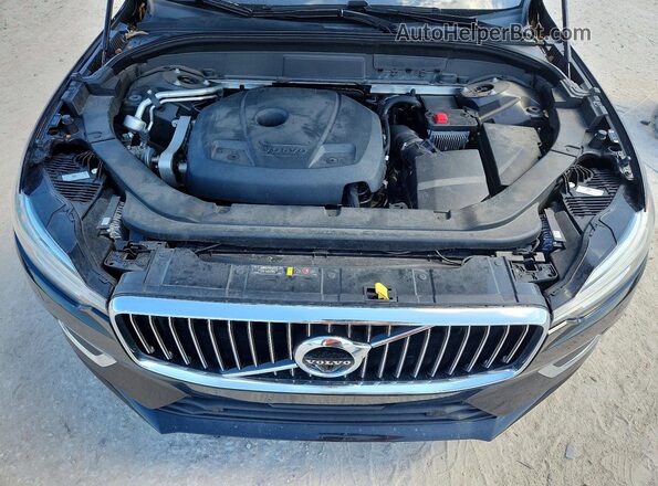 YV4102RL3L1411806 2020 VOLVO XC60 Black Widok komory silnika