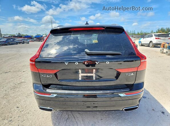 YV4102RL3L1411806 2020 VOLVO XC60 Black Widok z tyłu