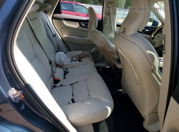YV4102RL4L1560760 2020 VOLVO XC60 Blue Vista interior trasera