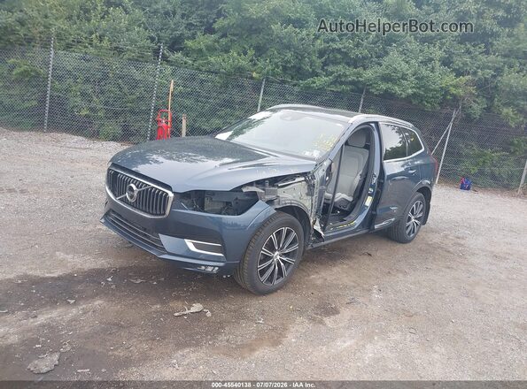 YV4102RL7M1770237 2021 VOLVO XC60 Blue Vista tres cuartos delantera izquierda