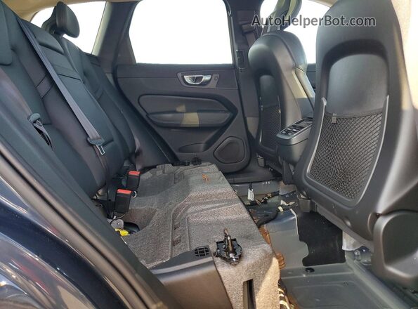 YV4102RL9J1064883 2018 VOLVO XC60 Blue Вид задньої частини салону