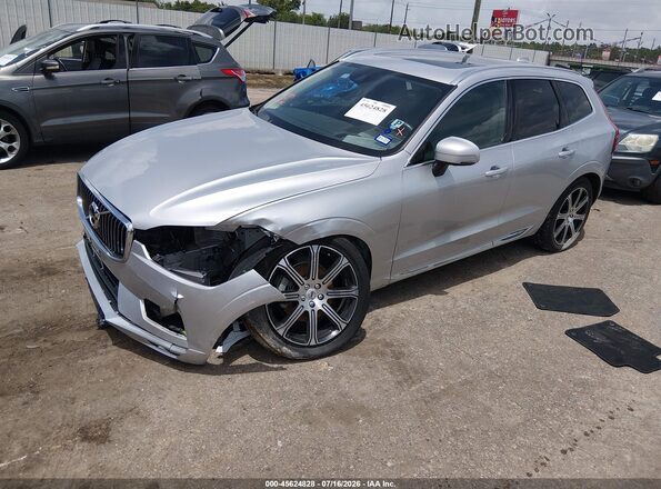 YV4102RL9M1740138 2021 VOLVO XC60 Белый Передняя левая четверть