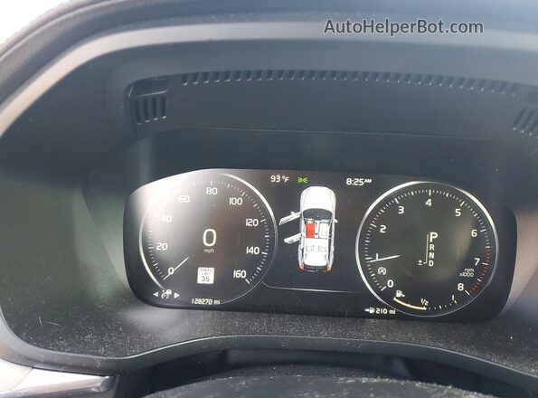 YV4102RLXJ1030435 2018 VOLVO XC60 White Вид щитка приладів