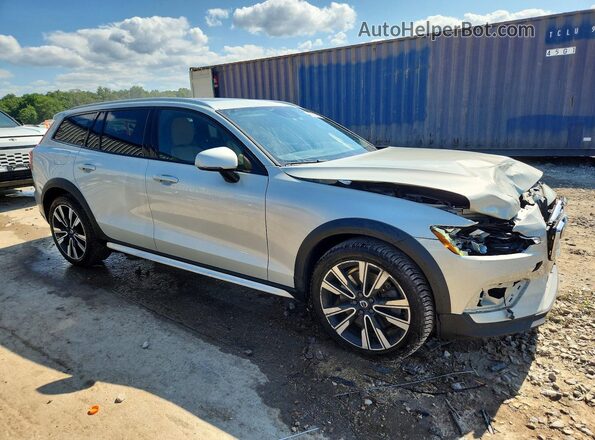 YV4102WK8L1031078 2020 VOLVO V60 Silver Передня права чверть