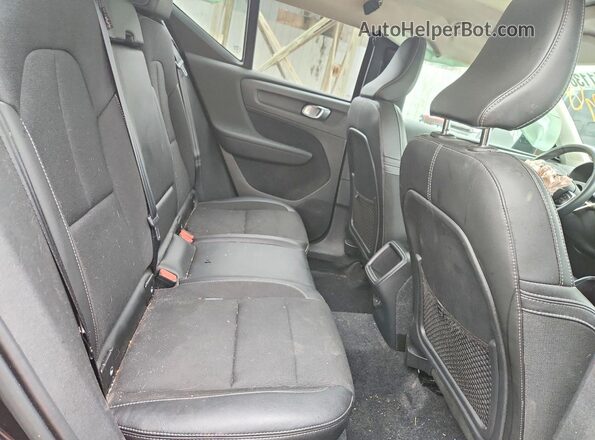 YV4162UK3L2255306 2020 VOLVO XC40 Black Սալոնի հետևի տեսք