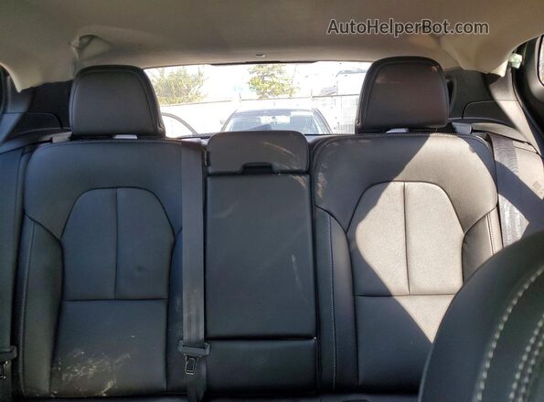 YV4162UK3L2288970 2020 VOLVO XC40 Серебряный Вид задних сидений
