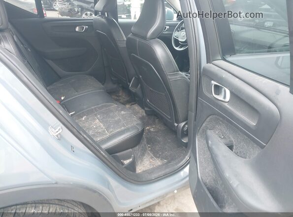 YV4162UK6L2331732 2020 VOLVO XC40 Gray VIN sticker view