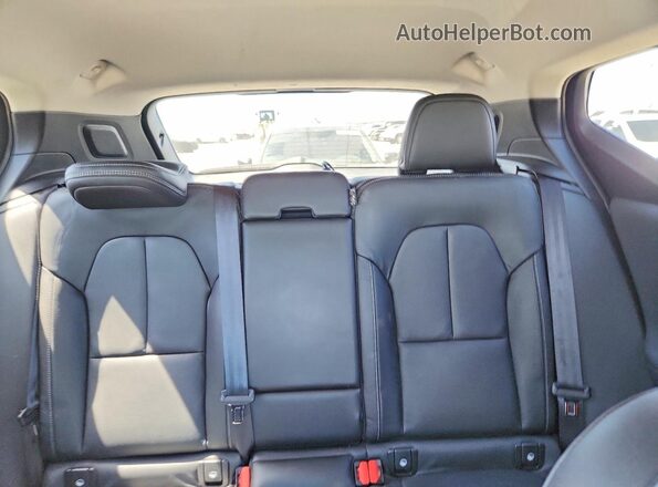 YV4162UK7K2116293 2019 VOLVO XC40 Blue Vista de los asientos traseros