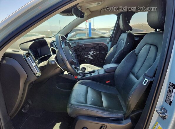 YV4162UK7K2116293 2019 VOLVO XC40 Blue Vista interior delantera