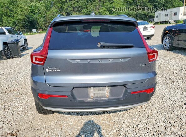 YV4162UK9K2117154 2019 VOLVO XC40 Silver Vista trasera