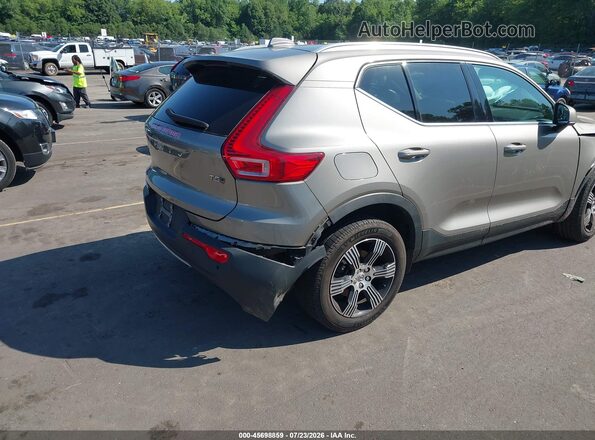 YV4162UL0M2611172 2021 VOLVO XC40 Gold 