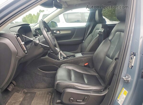 YV4162UL3L2171480 2020 VOLVO XC40 Blue Вид салону спереду
