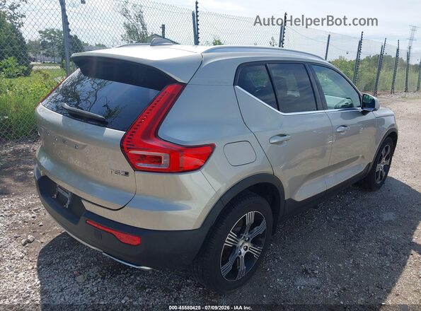 YV4162UL4K2098361 2019 VOLVO XC40 Silver Rear right