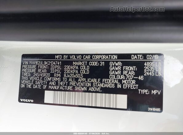 YV4162UL9K2134741 2019 VOLVO XC40 White Engine compartment view