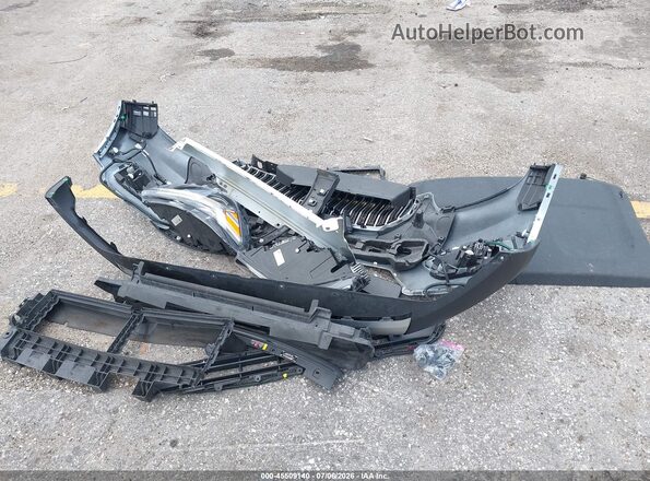 YV4162UL9K2134741 2019 VOLVO XC40 White Instrument cluster view