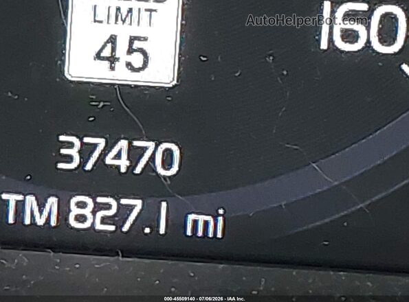 YV4162UL9K2134741 2019 VOLVO XC40 White 