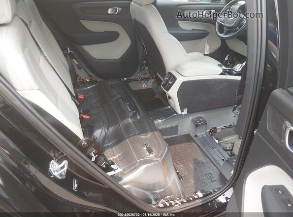 YV4162UL9L2332785 2020 VOLVO XC40 Black Вид наклейки з VIN-кодом