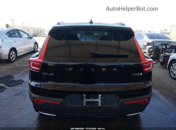 YV4162UM0L2244345 2020 VOLVO XC40 Black 