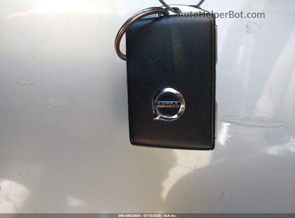 YV4162UM0N2644845 2022 VOLVO XC40 Black Առջևի վահանակի տեսք