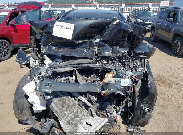 YV4162UM0N2644845 2022 VOLVO XC40 Black Սալոնի հետևի տեսք