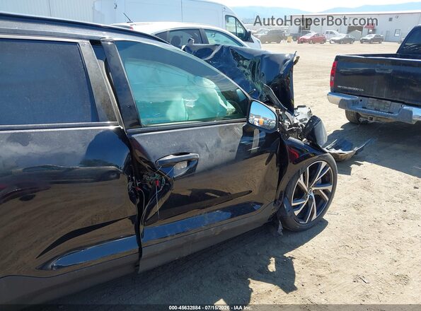 YV4162UM0N2644845 2022 VOLVO XC40 Black 