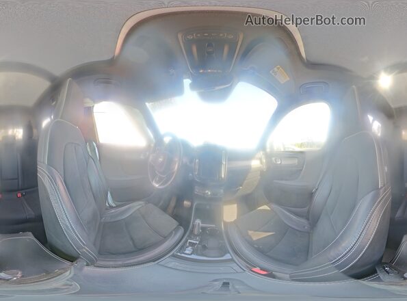 YV4162UM1M2531291 2021 VOLVO XC40 White Widok wnętrza 360 stopni