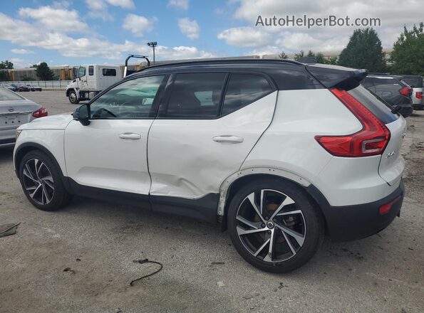 YV4162UM2M2396712 2021 VOLVO XC40 White Tył lewy
